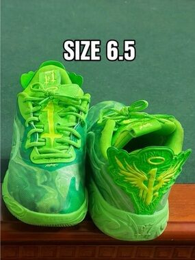Puma Kids Neon Green Sneakers